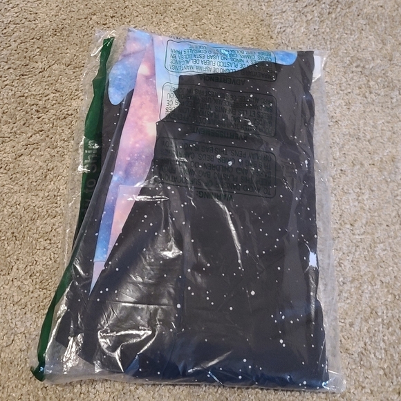 New Men's Graphic Drawstring Hoodie Sweater Multiple Sizes - Picture 2 of 6